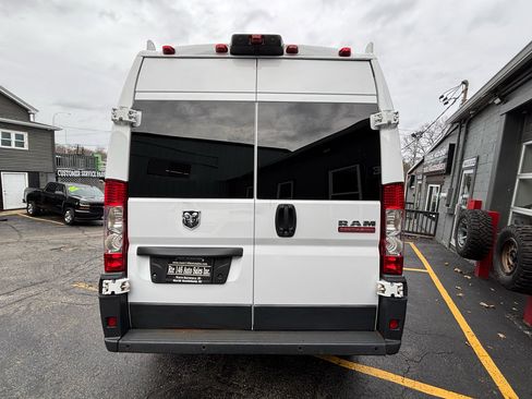 Used 2018 RAM ProMaster 2500 image 7
