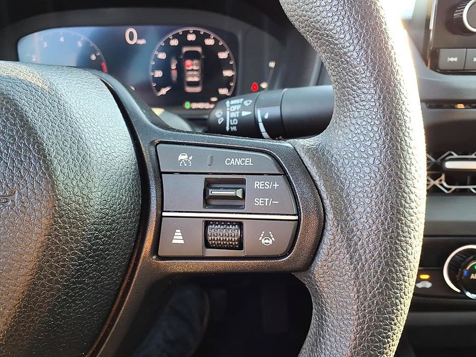 Certified 2024 Honda Accord EX image 31