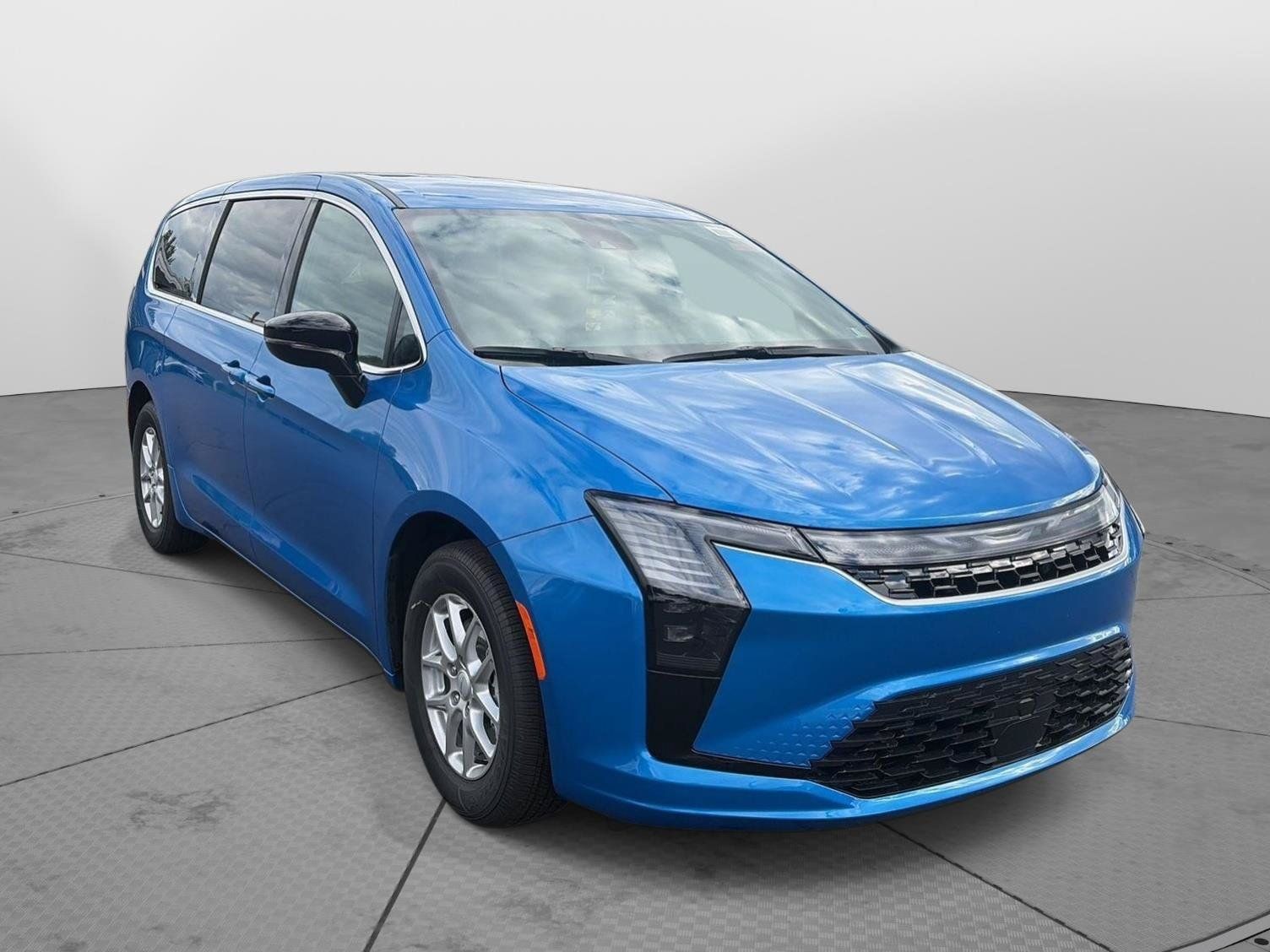 New 2027 Chrysler Pacifica Select FWD image 5