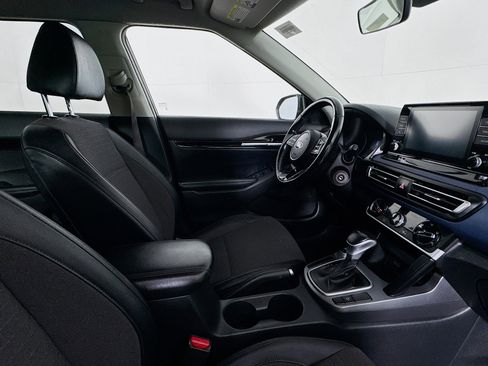 Used 2021 Kia Seltos S image 27