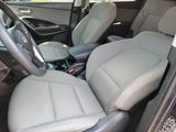Used 2018 Hyundai Santa Fe SE image 4