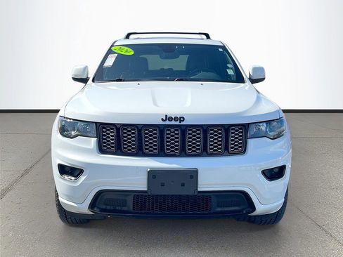 Certified 2020 Jeep Grand Cherokee Altitude image 2