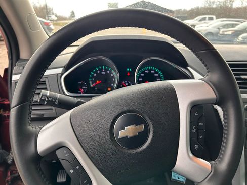 Used 2010 Chevrolet Traverse LT w/ Personal Connectivity Package image 11