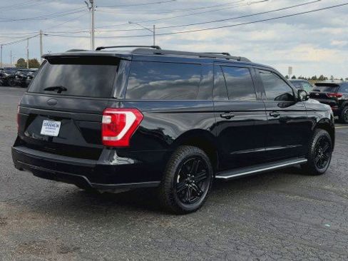 Used 2021 Ford Expedition Max XLT image 8