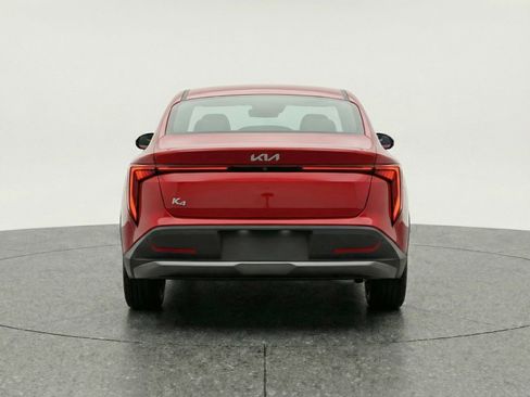 Used 2025 Kia K4 LXS image 7