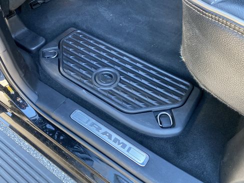 Used 2022 RAM 1500 Limited AWD/4WD image 46