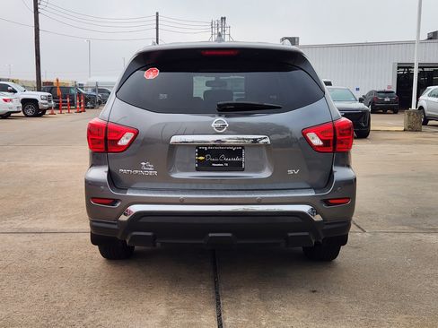 Used 2020 Nissan Pathfinder SV w/ Cargo Package image 7