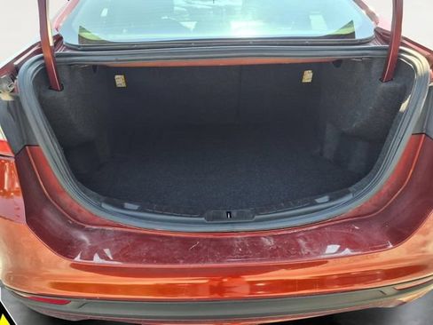 Used 2014 Ford Fusion SE w/ Equipment Group 201A FWD image 5