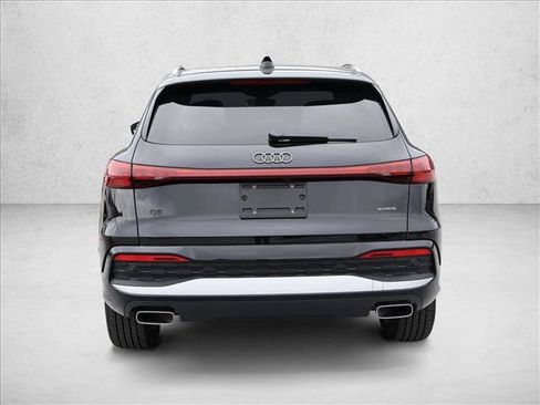 Certified 2025 Audi Q5 Premium w/ Convenience Package AWD/4WD image 8