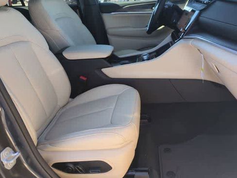 New 2026 Jeep Grand Cherokee Limited image 23