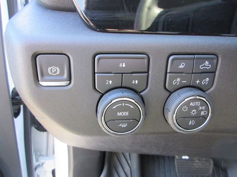 Certified 2025 Chevrolet Silverado 3500 LT w/ Trail Boss Package image 27