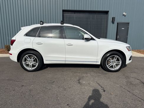 Used 2017 Audi Q5 2.0T Premium image 4