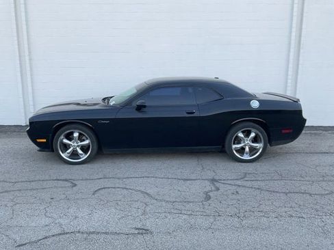 Used 2011 Dodge Challenger R/T image 32