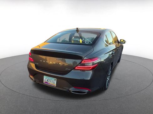 Used 2025 Genesis G70 2.5T image 8