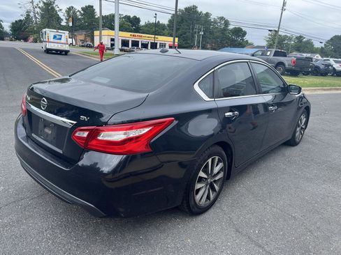 Used 2017 Nissan Altima 2.5 SV FWD image 5