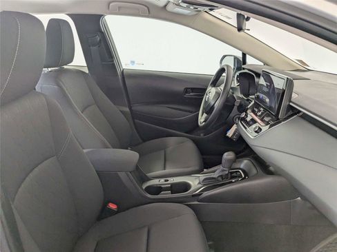 Certified 2025 Toyota Corolla LE FWD image 30