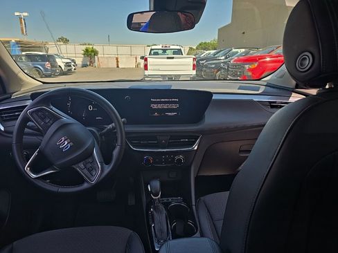 Used 2025 Buick Encore GX Preferred image 5