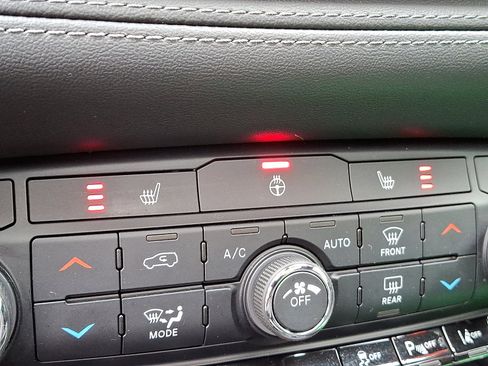 Certified 2022 Dodge Durango GT image 26