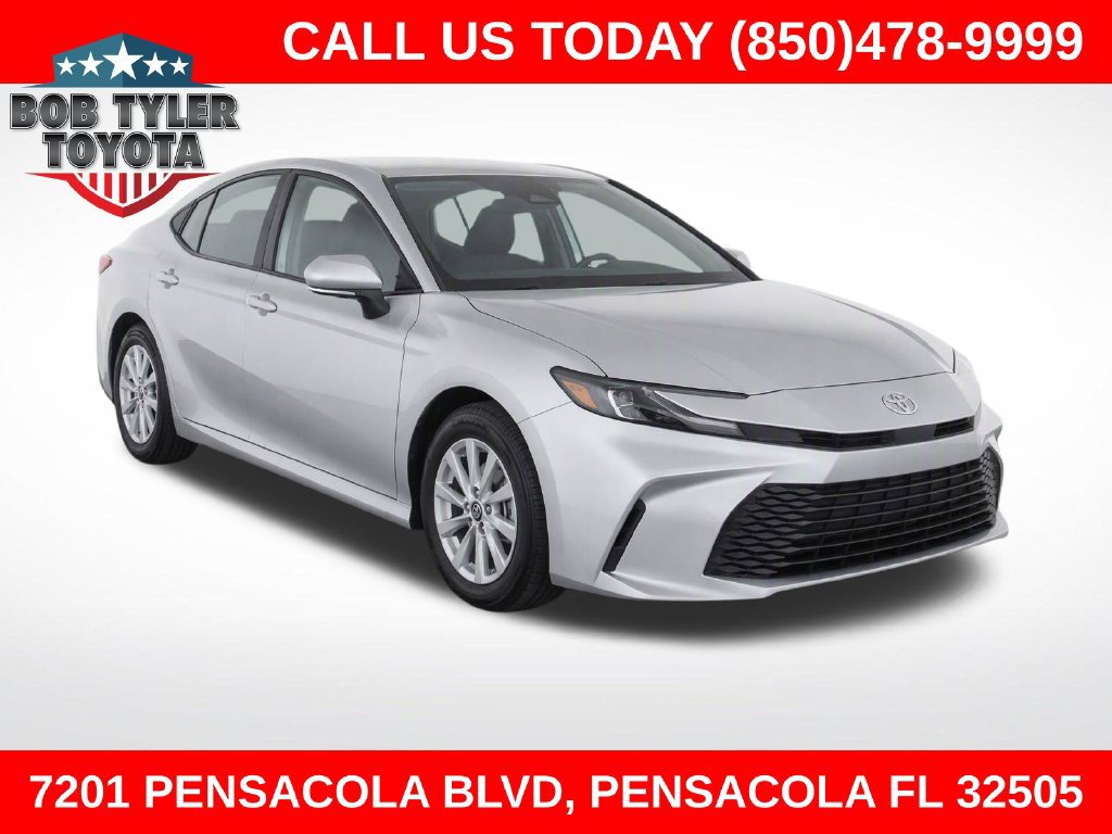 Used 2025 Toyota Camry LE FWD image 1