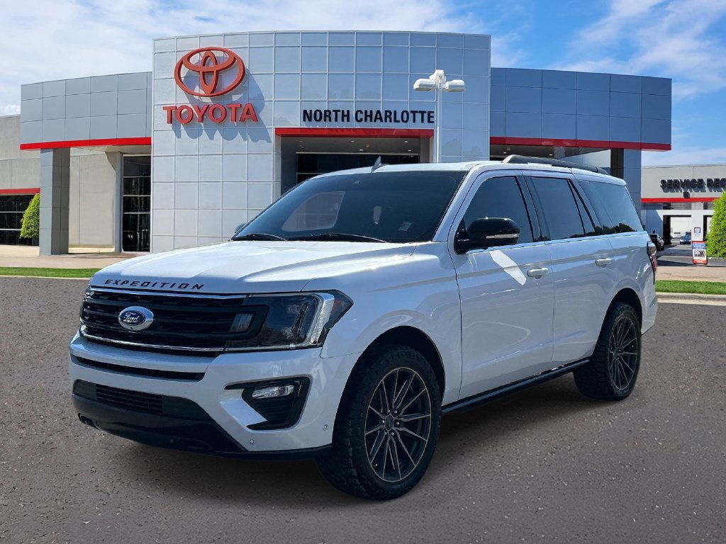 Used 2019 Ford Expedition Limited w/ Equipment Group 303A AWD/4WD image 3