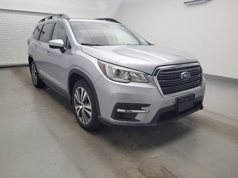 Used 2019 Subaru Ascent Premium image 13