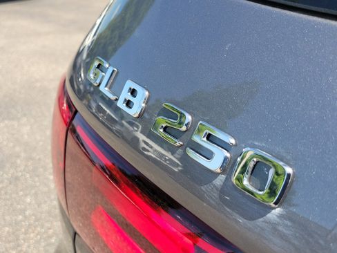Certified 2026 Mercedes-Benz GLB 250 image 6