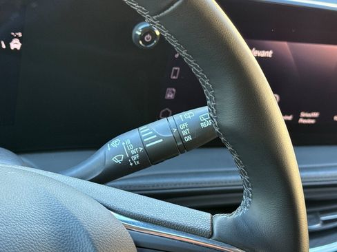 Used 2024 Buick Encore GX Sport Touring image 32