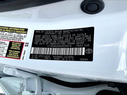 Used 2025 Toyota Camry XSE FWD image 17