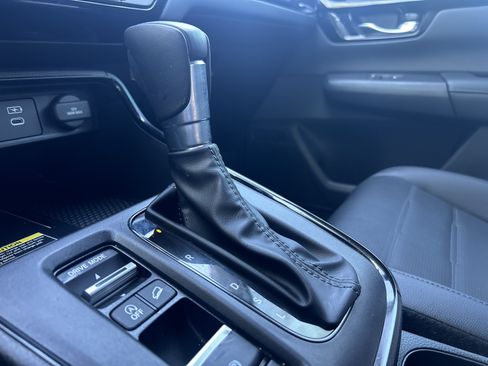 Used 2025 Honda CR-V EX-L image 16