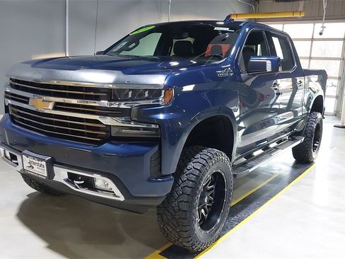 Used 2022 Chevrolet Silverado 1500 High Country w/ Z71 Off-Road Package image 18