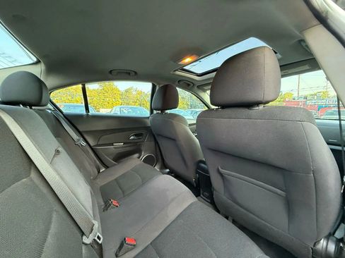 Used 2016 Chevrolet Cruze LT w/ Sun And Sound Package image 47