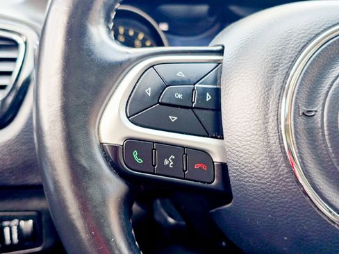 Used 2018 Jeep Compass Limited w/ Navigation Group image 27