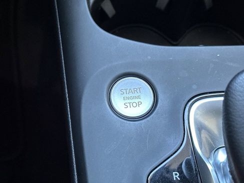 Used 2022 INFINITI QX50 Sensory image 23