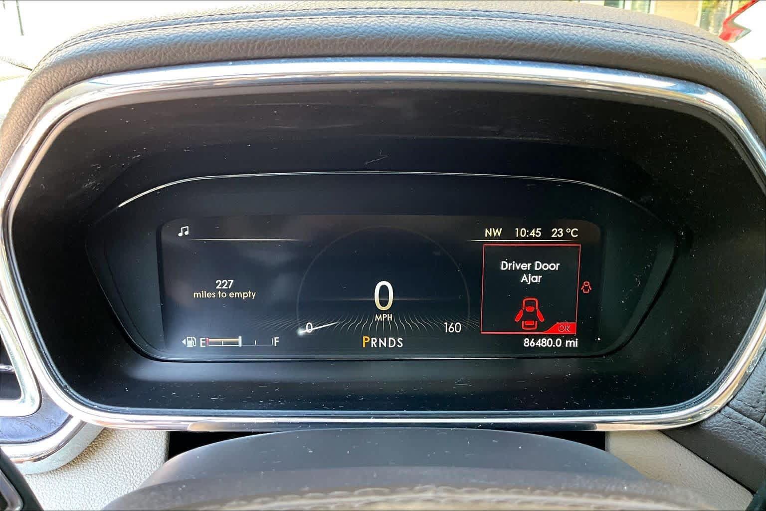Used 2017 Lincoln Continental Reserve w/ Climate Package FWD image 26