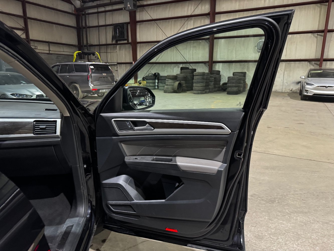 Used 2022 Volkswagen Atlas SE FWD image 24