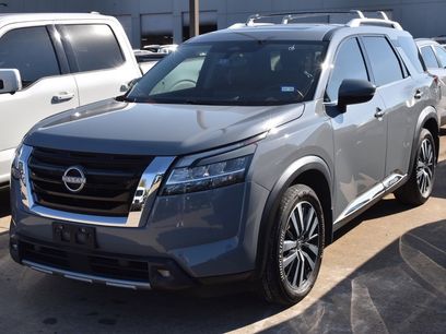 Used 2022 Nissan Pathfinder Platinum w/ Cargo Package