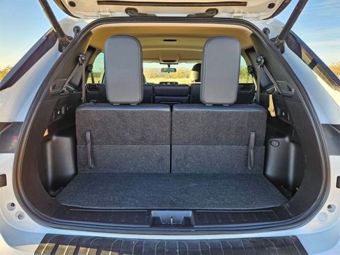 Used 2023 Mitsubishi Outlander SE image 7