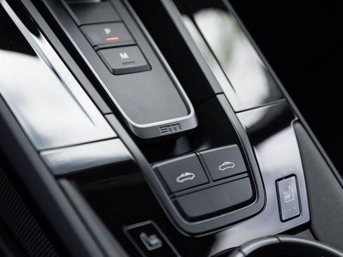 Certified 2026 Porsche 911 Targa 4 GTS image 30