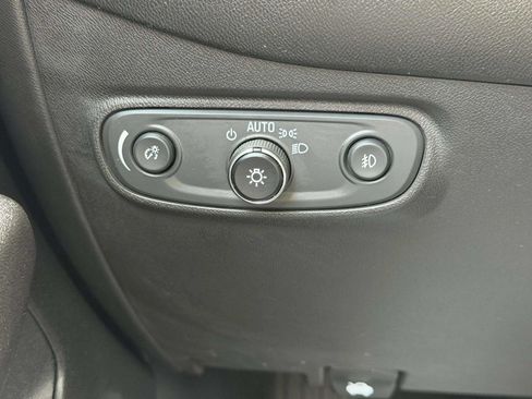 Used 2021 Chevrolet Equinox LT AWD/4WD image 36