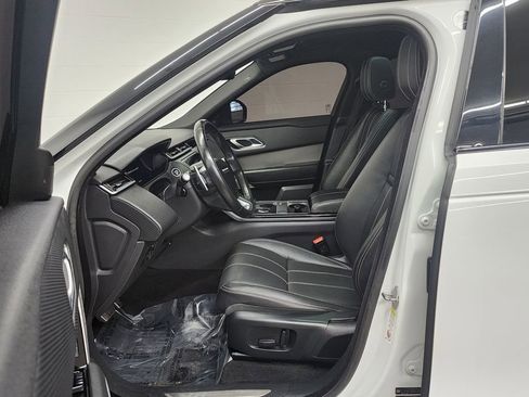 Used 2019 Land Rover Range Rover Velar R-Dynamic SE image 12