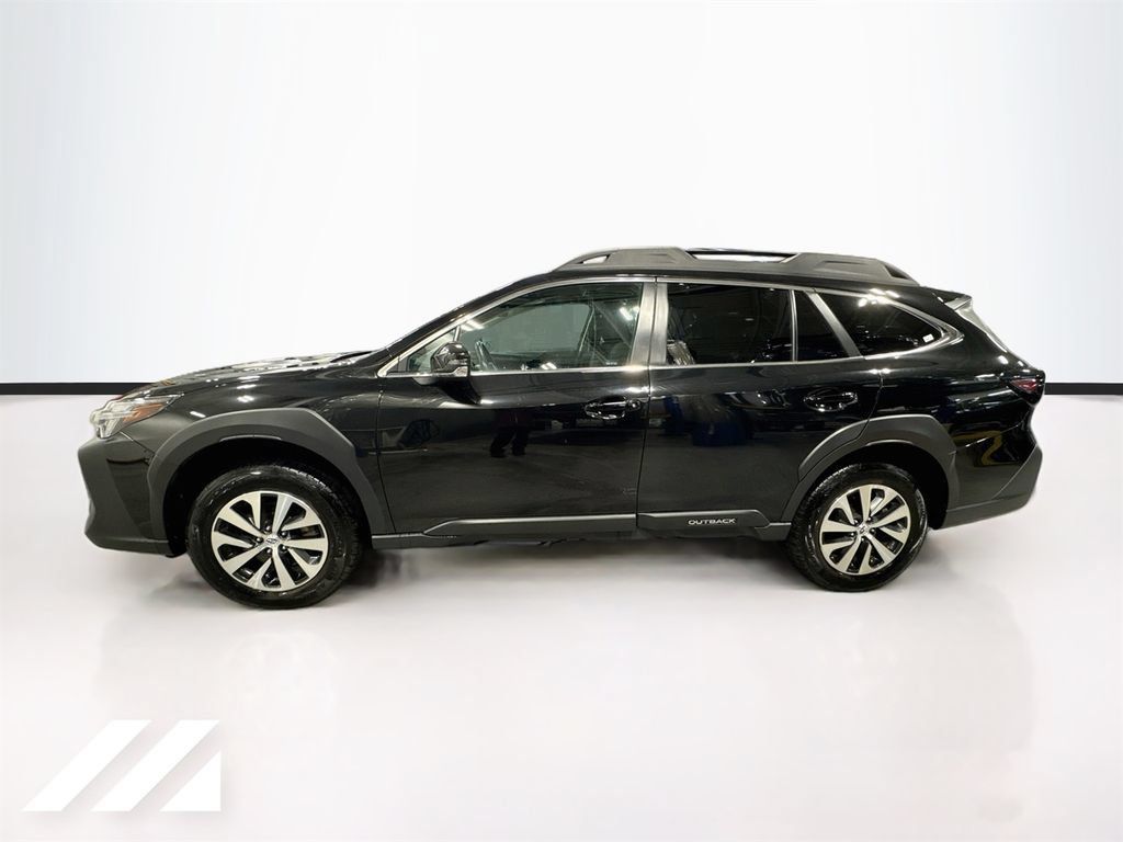 Used 2024 Subaru Outback Premium AWD/4WD image 8