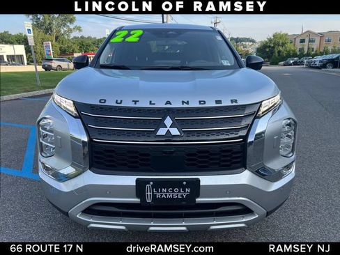 Used 2022 Mitsubishi Outlander SE AWD/4WD image 8