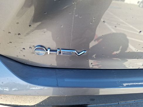 Used 2025 Toyota Camry XLE image 13