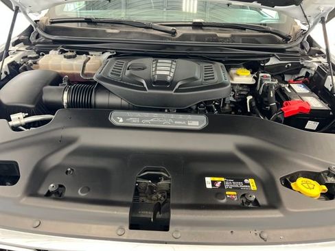 Used 2024 Jeep Wagoneer Series II image 16