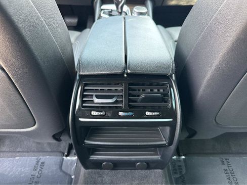 Used 2019 BMW 530e w/ Premium Package RWD image 15