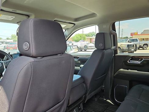 Used 2024 GMC Sierra 1500 Elevation w/ LPO, Elevation Black Package RWD image 9