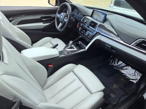 Used 2019 BMW M4 Convertible w/ Competition Package RWD image 20