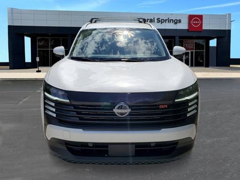 New 2026 Nissan Kicks SR image 7