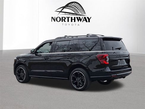 Used 2024 Ford Expedition Limited image 6