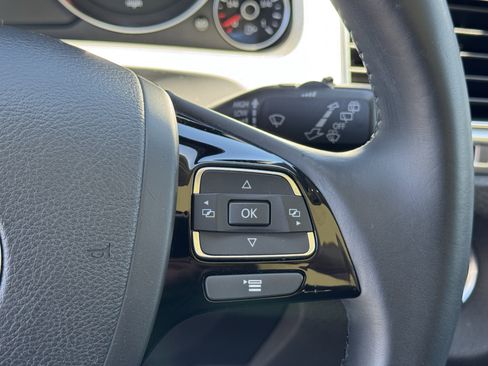 Used 2015 Volkswagen Touareg VR6 AWD/4WD image 20